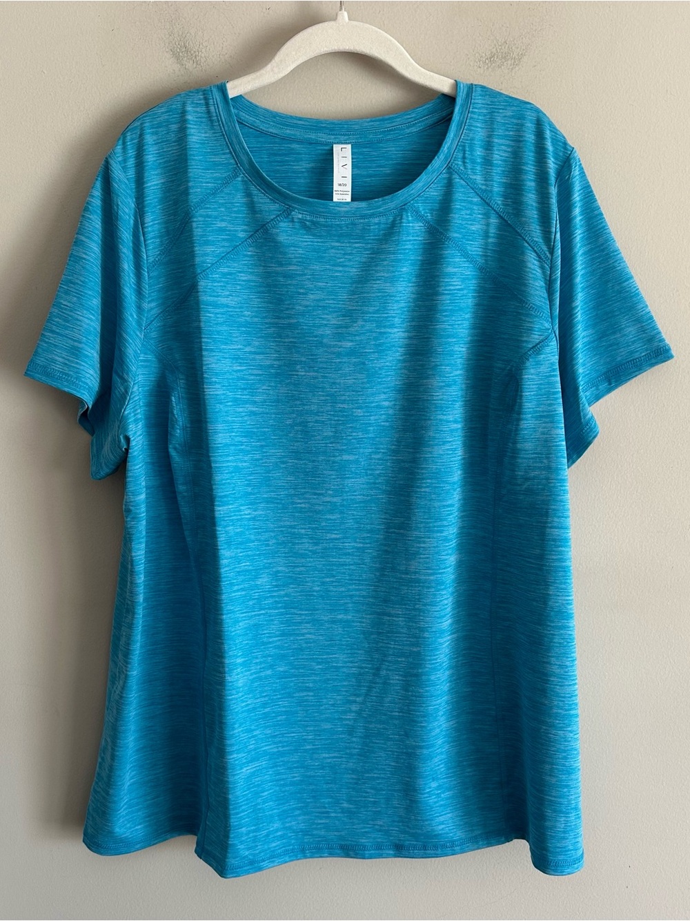 NWT Lane Bryant LIVI Go Getter Wicking Crew Neck Performance Tee Shirt Blue 18